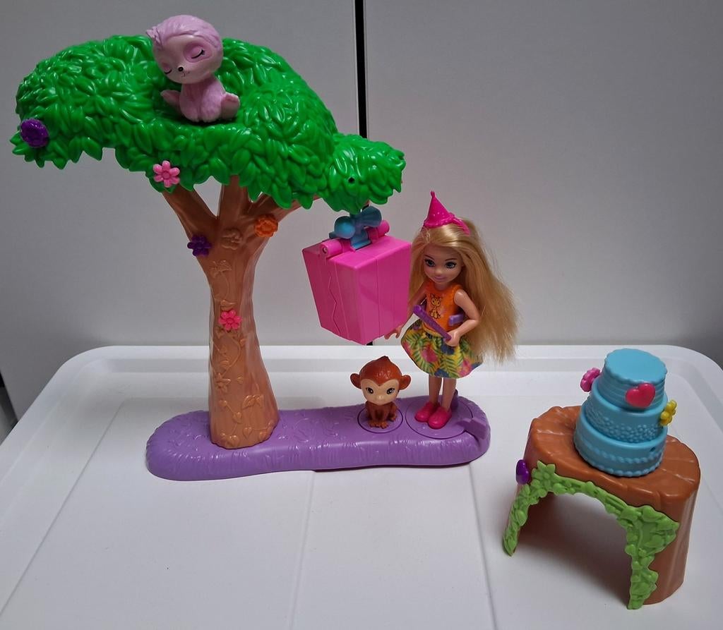 Superleuk! Barbie Chelsea feestje, Ophalen of Verzenden, Zo goed als nieuw, Barbie