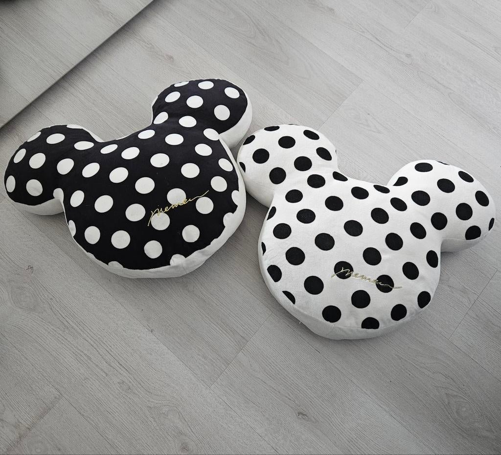 Mickey Mouse Kussens, Ophalen of Verzenden, Zo goed als nieuw, Zwart, Overige vormen