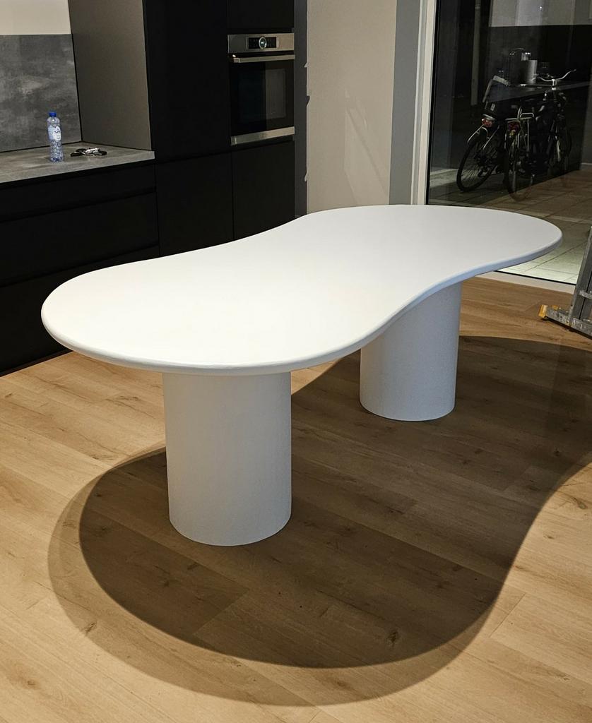 Beton cire tafels - rond - organisch - alle kleuren, Info@handelsonderneming-rademakers.nl, Nieuw, Ophalen of Verzenden, Handelsonderneming Rademakers