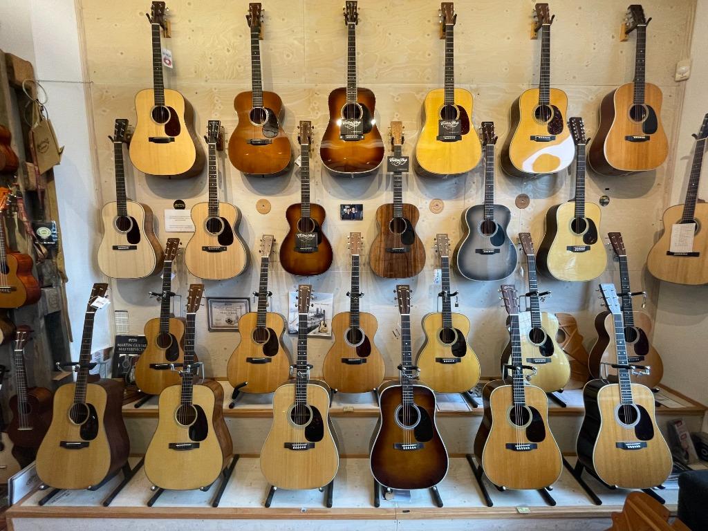 Martin Premium Dealer Sacksioni (+/- 45 stuks op voorraad), Ophalen of Verzenden, Nieuw, Western- of Steelstringgitaar, Met koffer