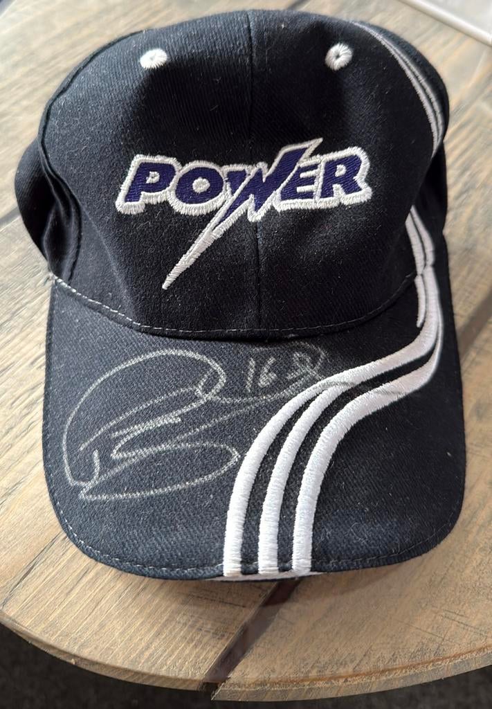 Pet Phil power Taylor gesigneerd, Sport en Fitness, Darts, Ophalen of Verzenden, Zo goed als nieuw, Pijlen