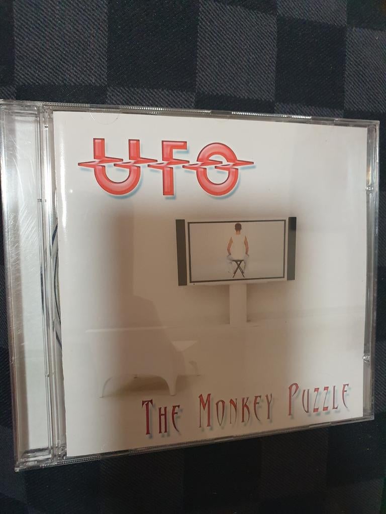 Ufo the monkey puzzle, Verzenden, Zo goed als nieuw