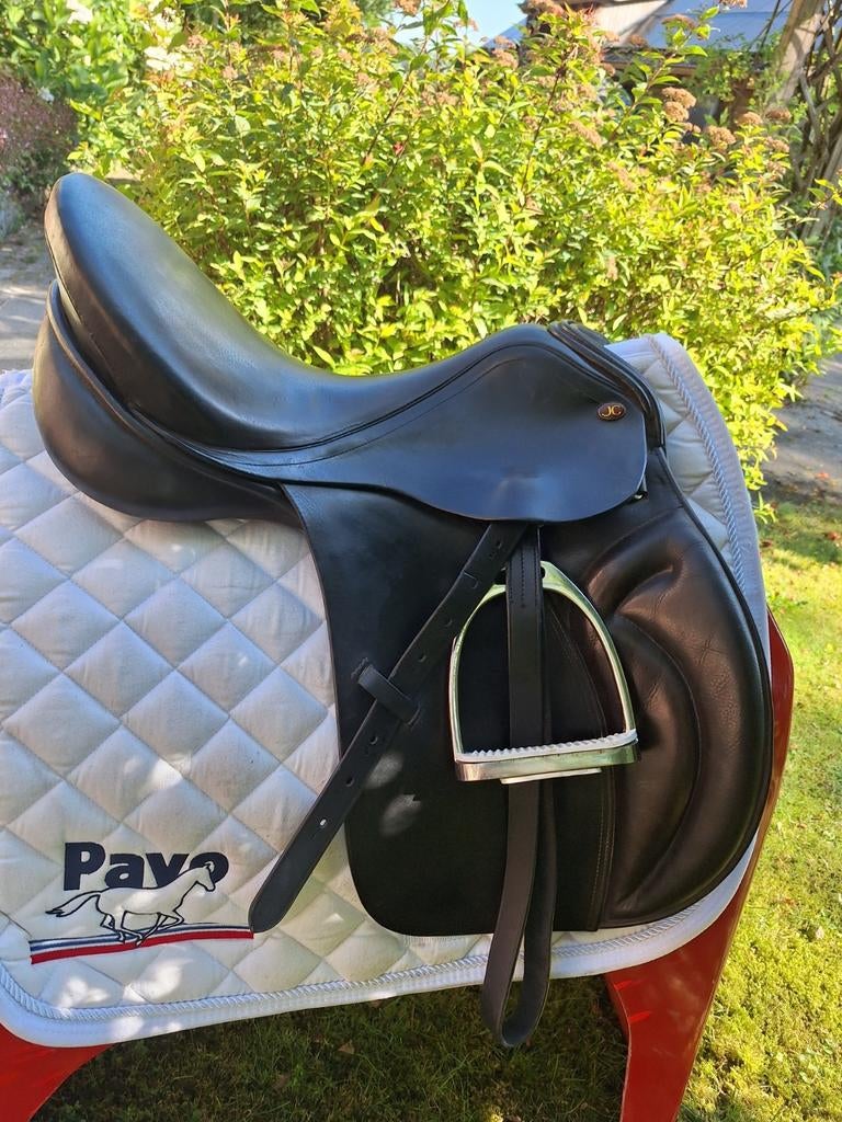Nette gebruikte veelzijdigheidszadels, Dieren en Toebehoren, Paarden en Pony's | Zadels, Gebruikt, Overige soorten, Ophalen of Verzenden