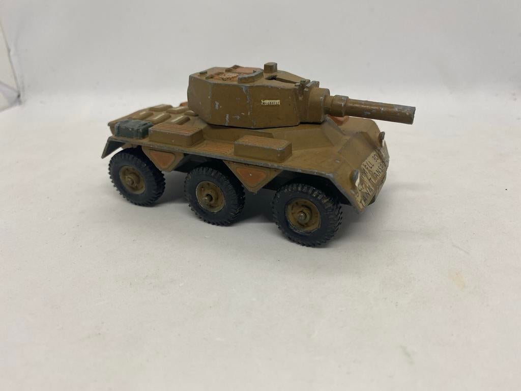 Crescent Toys Saladin Pantserwagen Diecast, Overige merken, Gebruikt, Ophalen of Verzenden, Following World War II, Crescent Toys moved its production away from London.