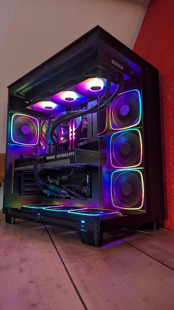 GameSkinShop, ULTRA 4kPC, RX 7900 XTX 24GB - Ryzen 7 9800X3D, 32 GB, Nieuw, Ophalen of Verzenden, 2 TB