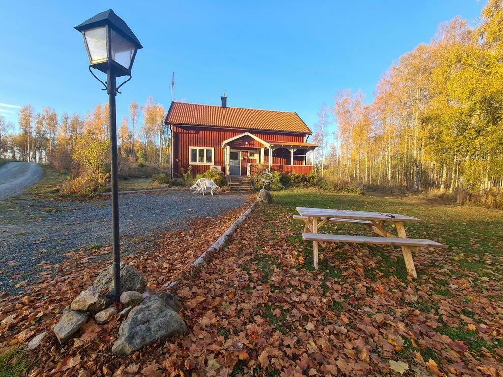 Vakantiehuis Zweden te huur🇸🇪 8 pers+sauna+boot+quad, Vakantie, Vakantiehuizen | Zweden, 8 personen, Landelijk, Eigenaar, In bos