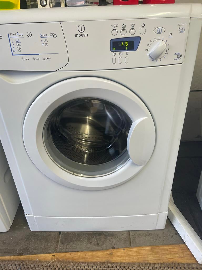 Indesit Wasmachine 6kg - Goede Staat, 4 tot 6 kg, Ophalen of Verzenden, Voorlader, Kort programma