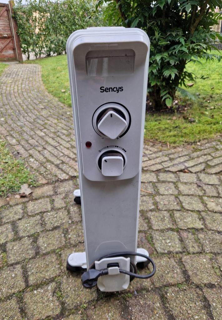 Sencys radiator, Doe-het-zelf en Verbouw, Ophalen, 30 tot 80 cm, Radiator, Minder dan 60 cm