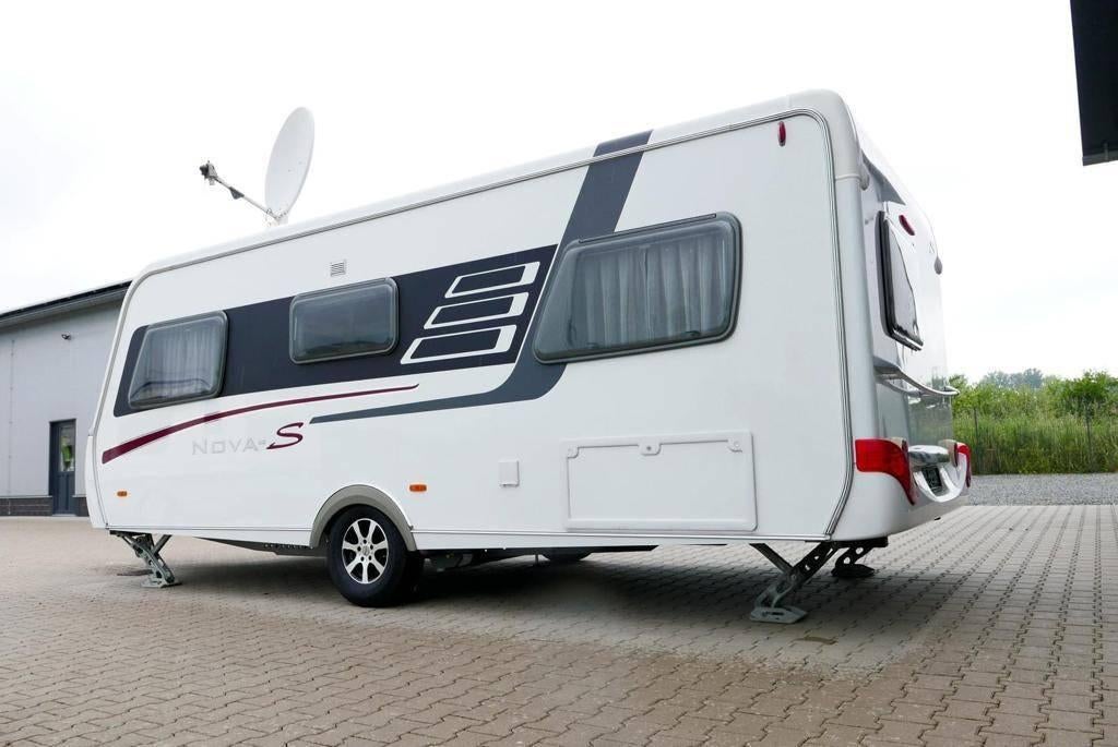 Hymer Eriba Nova S 545, Oven, Rondzit, 5 tot 6 meter, Eriba