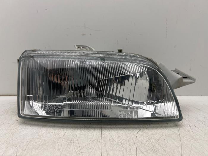 Koplamp rechts van een Fiat Punto, Gebruikt, -, -, Ophalen of Verzenden