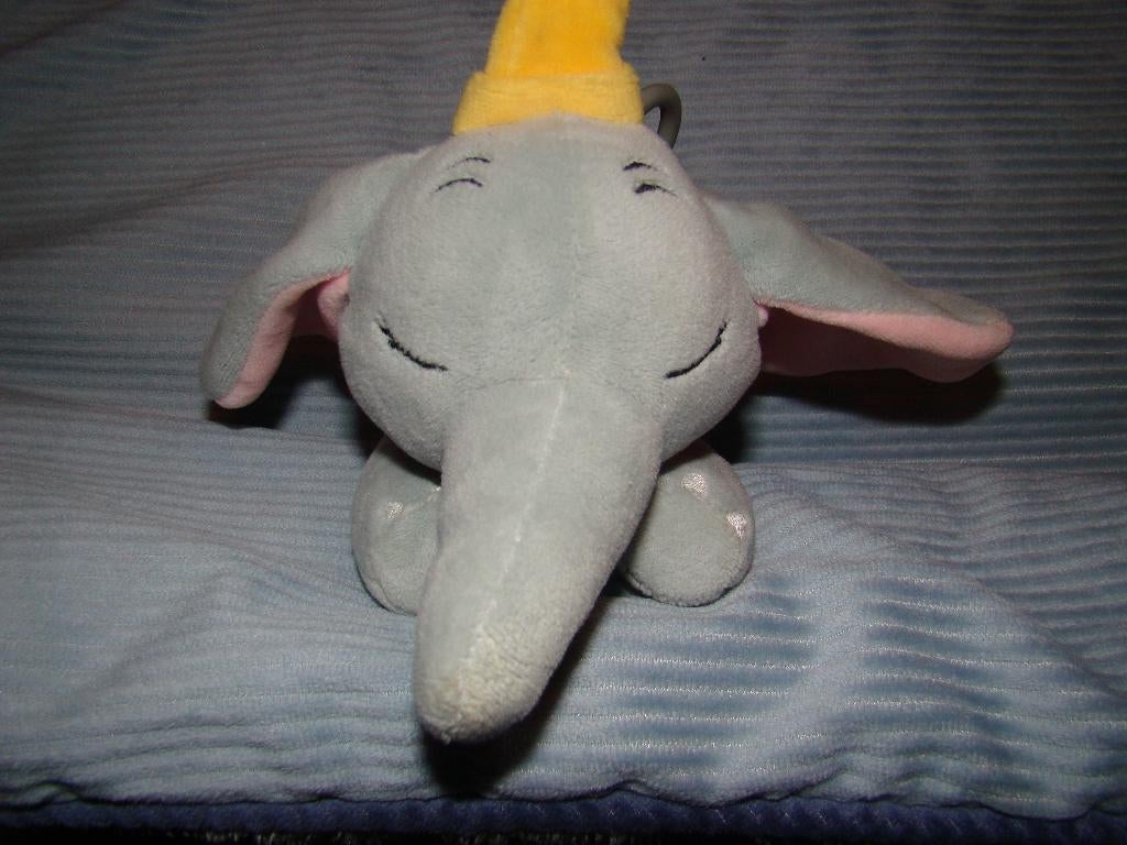 Disney Dumbo olifant tas hanger of sleutelhanger, Ophalen of Verzenden, Bambi of Dumbo, Zo goed als nieuw, Knuffel