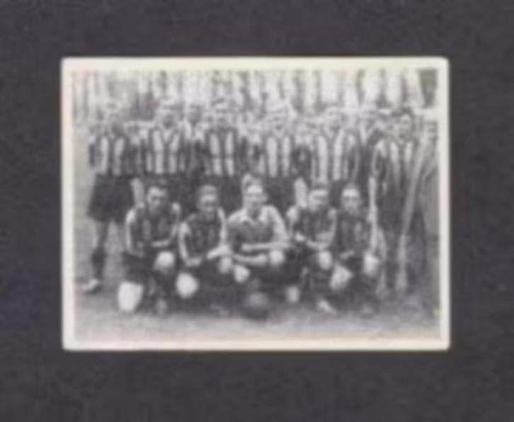 Voetbalplaatje Helmond 2e Klasser 1951-1952., Ophalen of Verzenden, Zo goed als nieuw