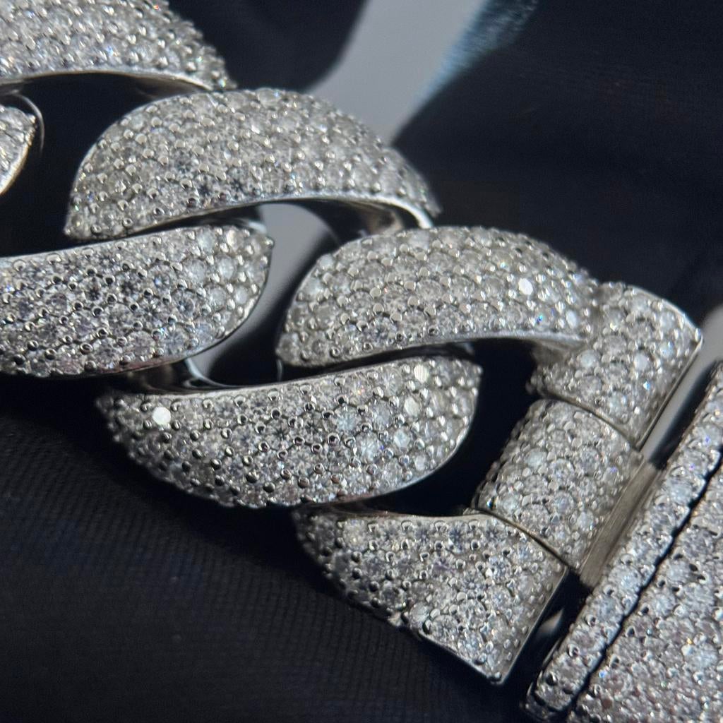 20mm Iced Cuban Bracelet., Sieraden, Tassen en Uiterlijk, Armbanden, Nieuw, Zilver, Ophalen of Verzenden