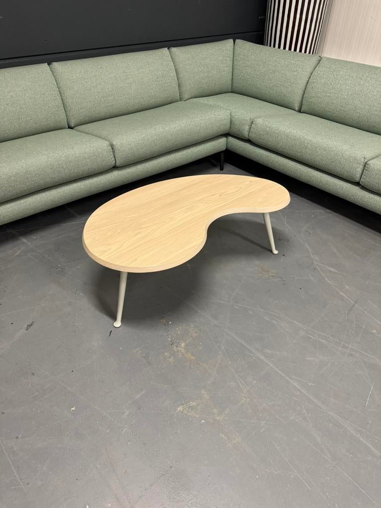 Showroommodel Pode Tubble salontafel | Pode Tubble, Ophalen, 50 tot 100 cm, 100 tot 150 cm, Design, pode, leolux, artifort, eyye, design on stock