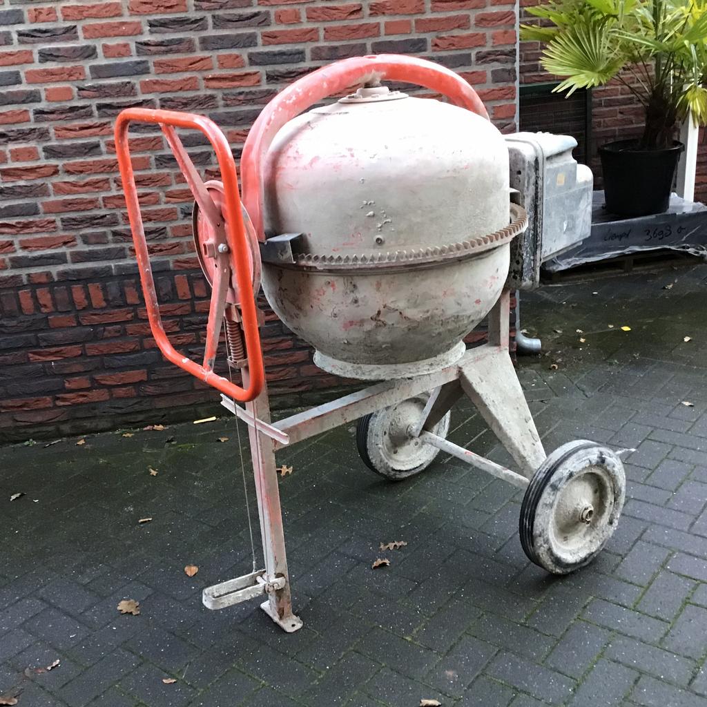Lescha SM165S betonmolen, Ophalen, Zo goed als nieuw