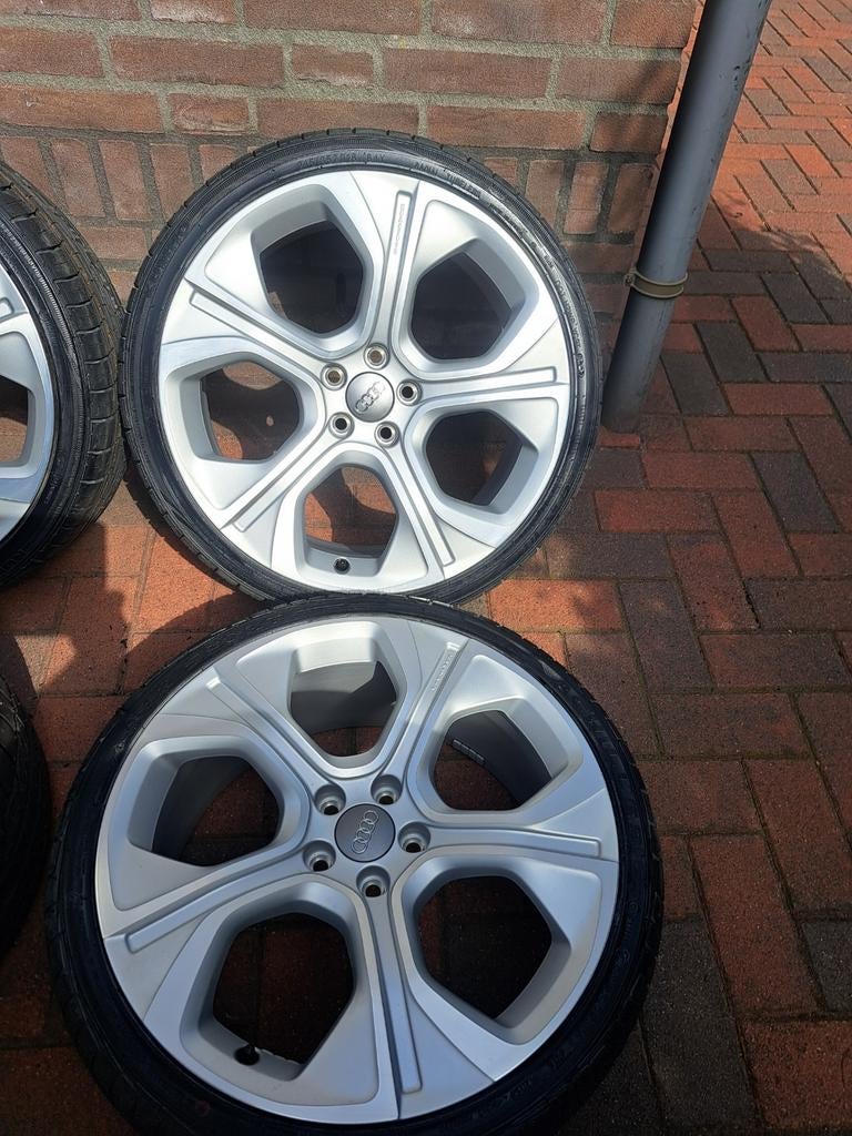 audi a1 s1 polo seat ibiza  s-line velgen 5x100 17 18 inch, Auto-onderdelen, Ophalen, 18 inch, 215 mm, Velg(en)