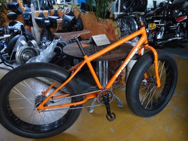 Beach cruiser Tommisea fatsandbike, Versnellingen, Zo goed als nieuw, 65 cm of meer, Ophalen