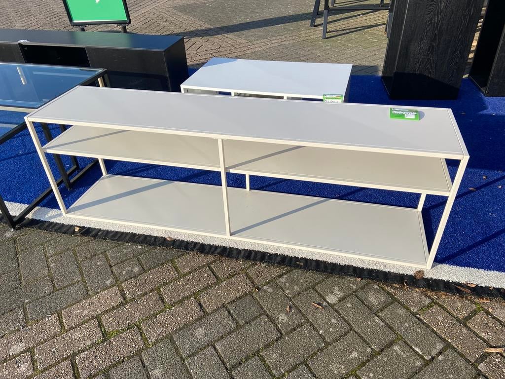 Tv meubel 160x35x50 van metaal, Ophalen, Zo goed als nieuw, Nb, Nb