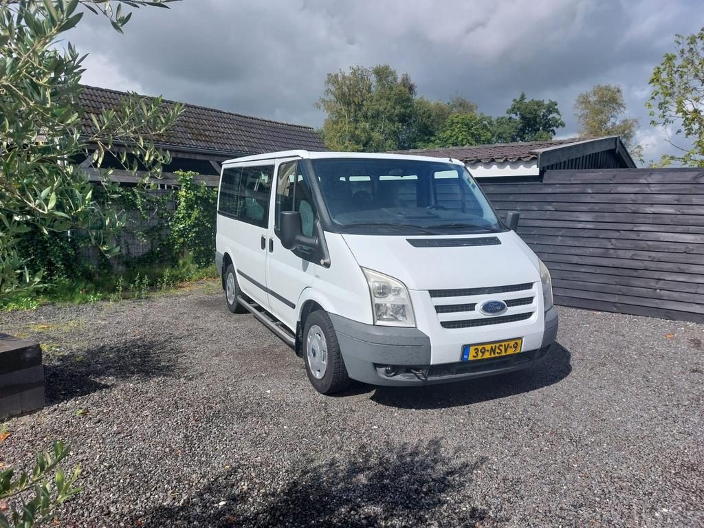 Vakantiebus huren?! Super RUIM 9 persoons. Busje huren!, Diensten en Vakmensen, Verhuur | Auto en Motor, Personenauto