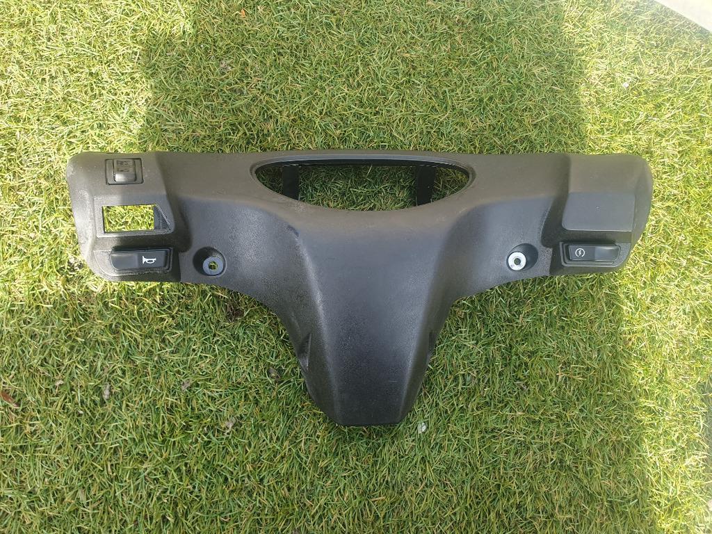 Binnen stuurkap Yamaha Neos 2T 2 Takt met stuurschakelaars, Ophalen, Zo goed als nieuw, Kap, Yamaha