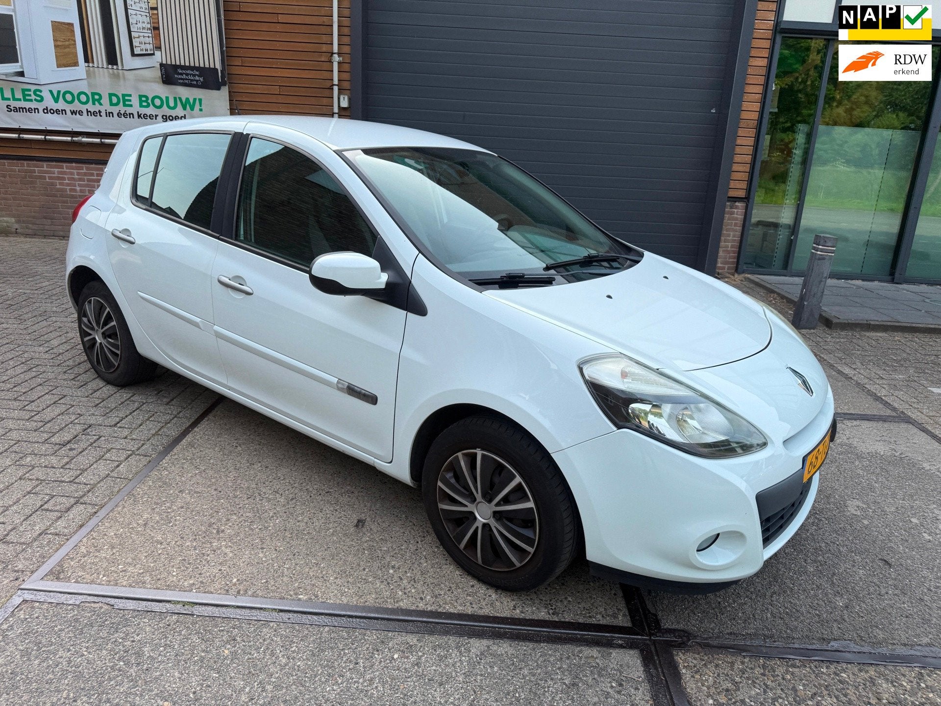 Renault Clio 1.5 dCi Authentique, Voorwielaandrijving, Euro 5, Gebruikt, 4 cilinders
