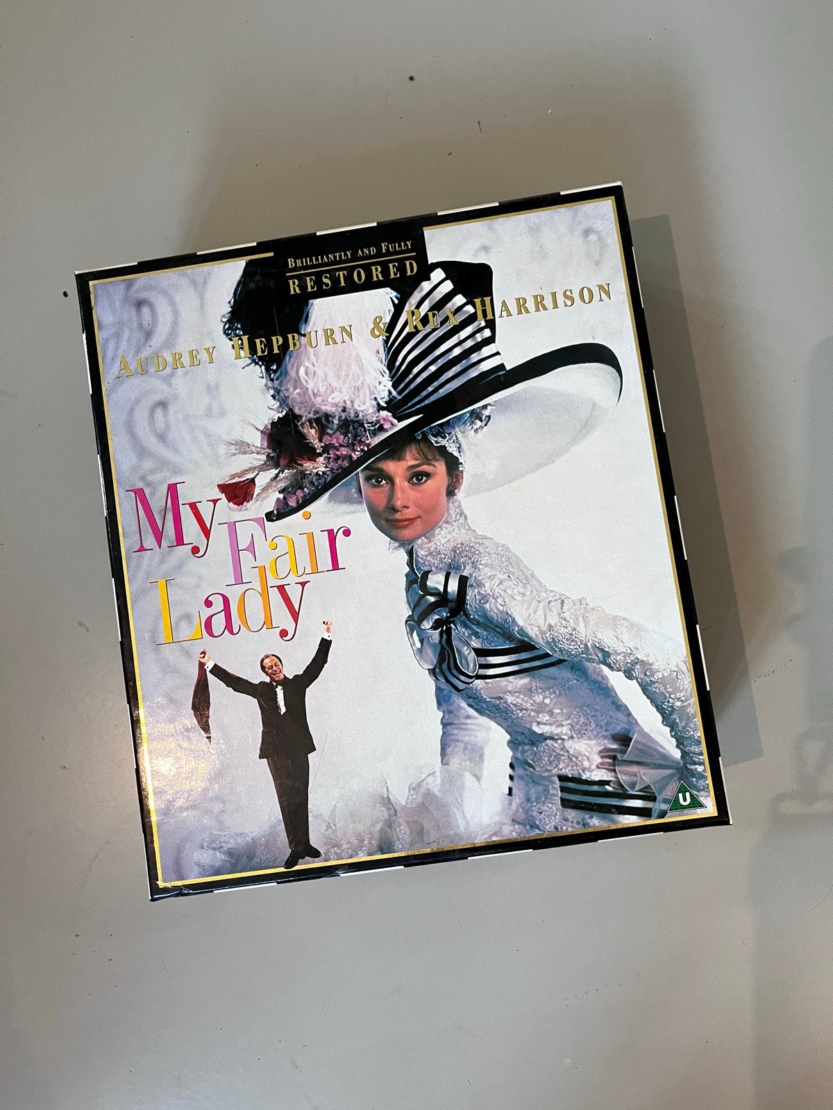 My Fair Lady Deluxe Boxset - Audrey Hepburn & Rex Harrison, Alle leeftijden, Ophalen of Verzenden, Zo goed als nieuw, Bonusmateriaal