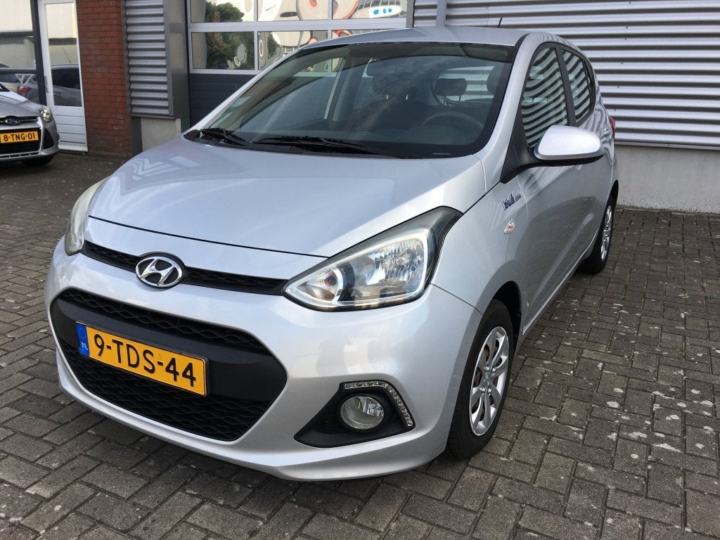 Hyundai i10 1.0i i-Motion Comf. + NL auto met NAP, Airco, Auto's, Euro 5, Gebruikt, 31 €/maand, 4 stoelen