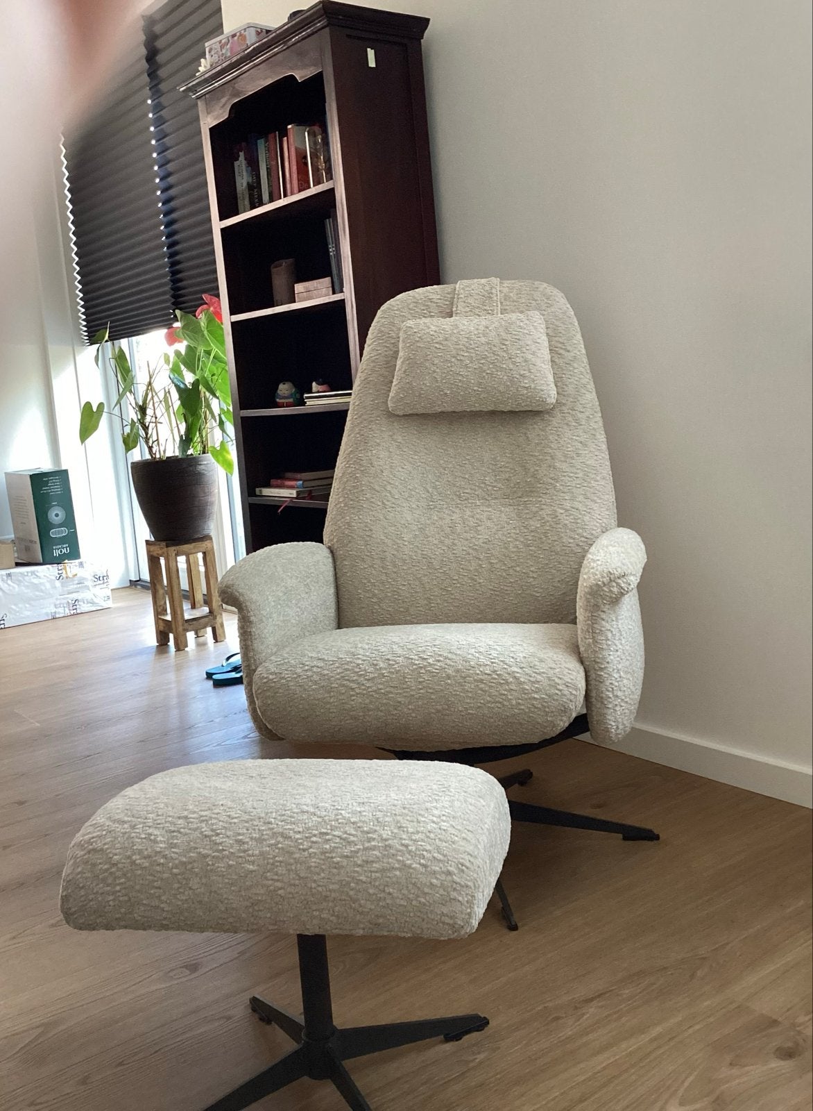 Relax fauteuil Tonale met voetenbankje.  Nieuw, Huis en Inrichting, Fauteuils, Ophalen, Minder dan 75 cm, Nieuw, Stof