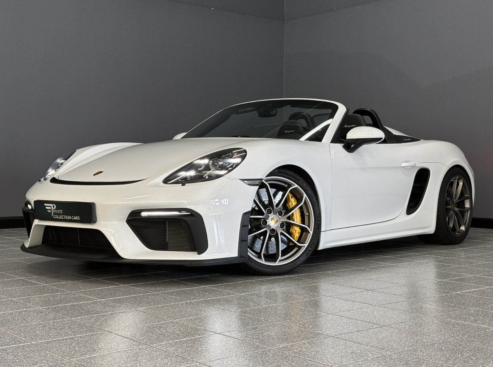 Porsche 718 Spyder 4.0 PCCB | Bose | Bucketseats (bj 2021), Dealer onderhouden, Achterwielaandrijving, Gebruikt, Cabriolet