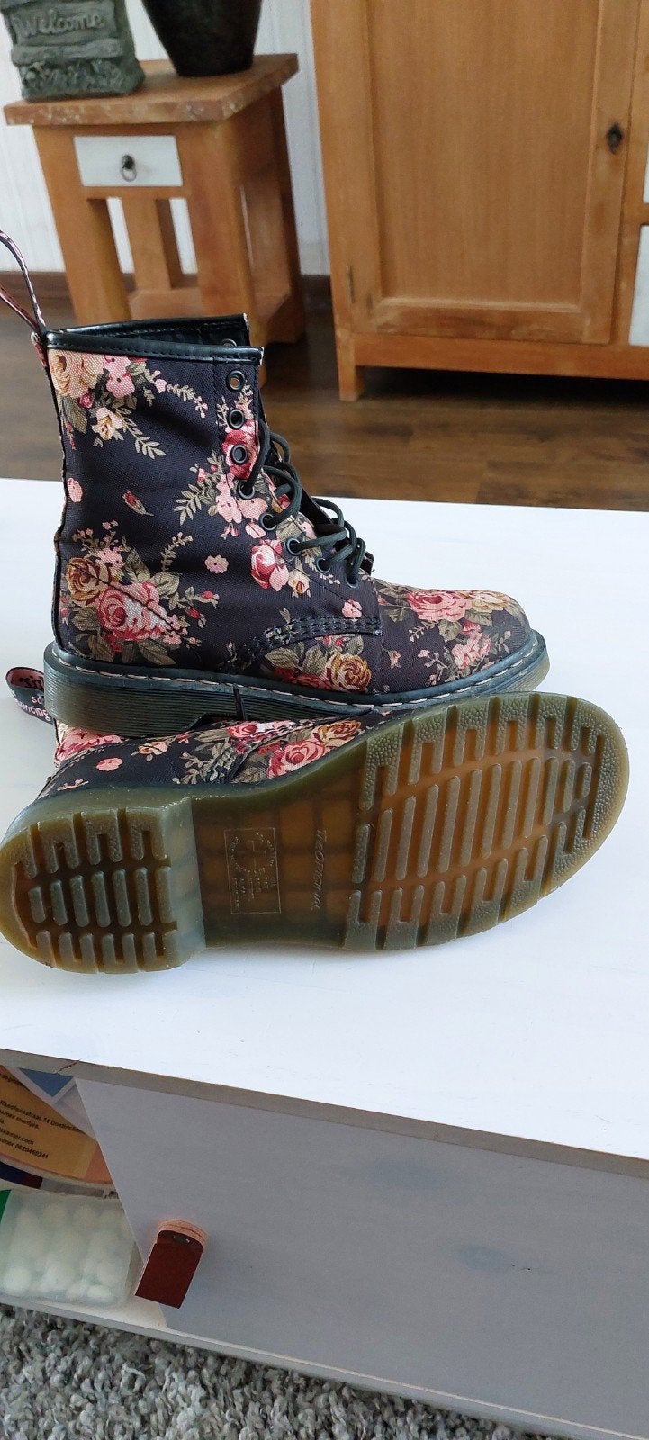 Dr. Martens bloemenprint laarzen maat 39, Kleding | Dames, Schoenen, Overige kleuren, Lage of Enkellaarzen, Ophalen of Verzenden