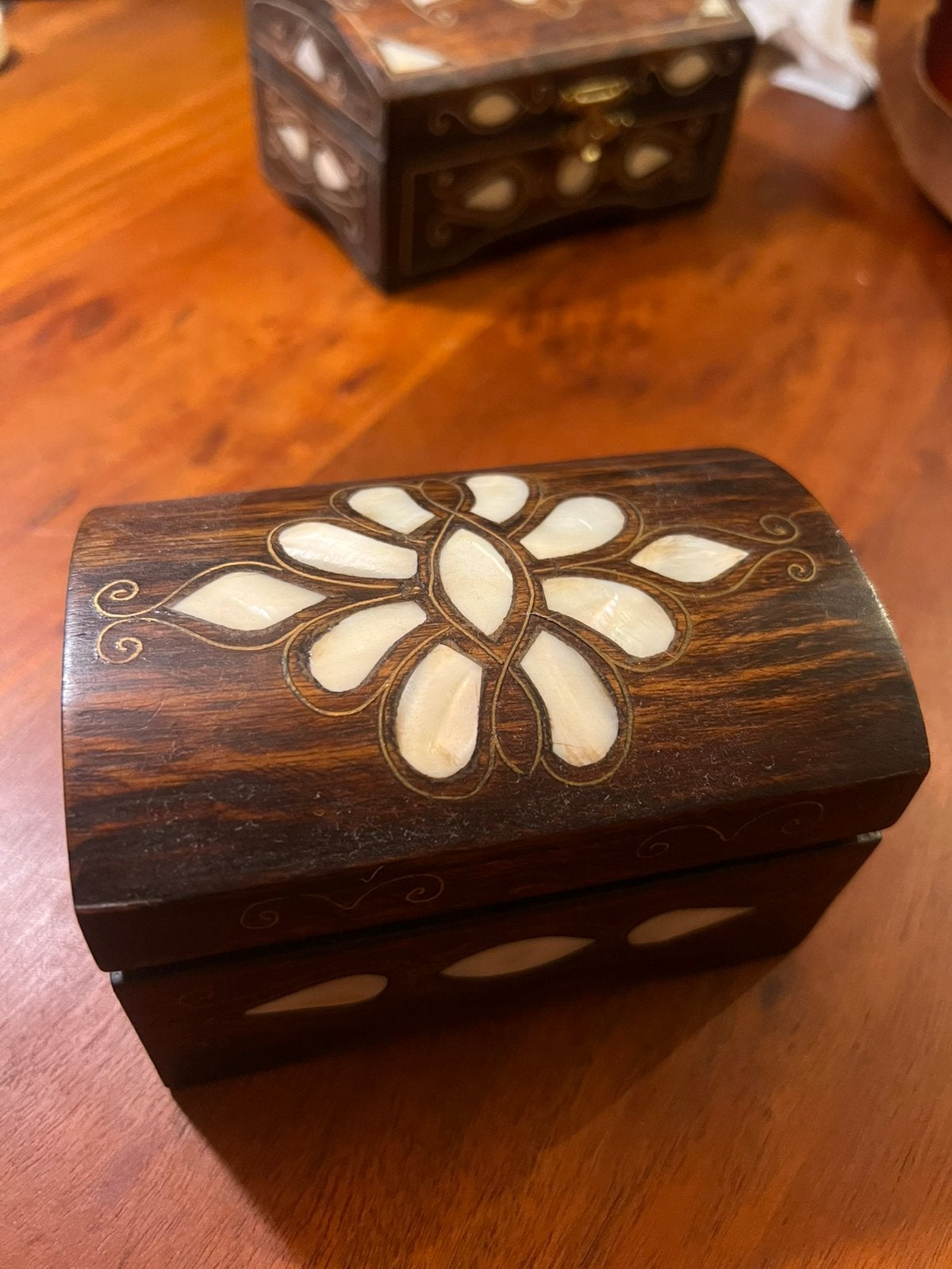 Vintage houten ingelegd parelmoer kistje sieradendoosje boho, Ophalen of Verzenden
