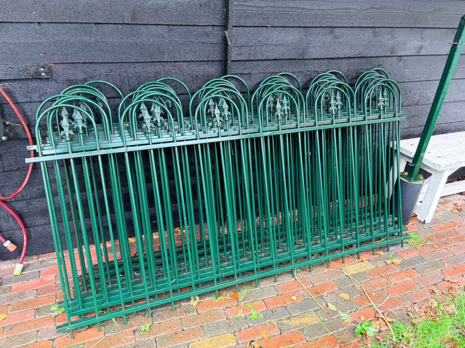 Groen metalen sierhekwerk te koop, 2 meter breed, Ophalen, Gebruikt, IJzer, Sierhekwerk