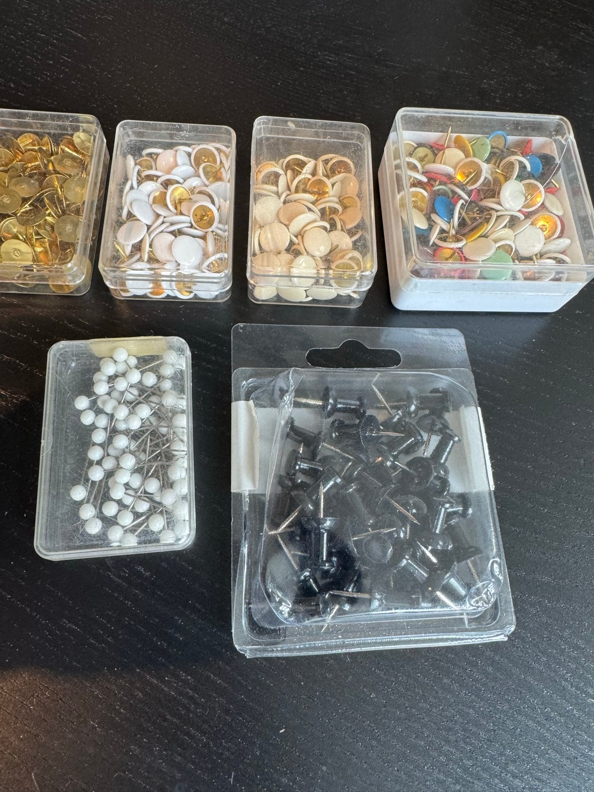 Nieuwe punaises en pins - diverse kleuren en maten, Ophalen of Verzenden, Nieuw