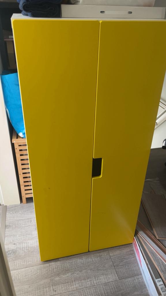 IKEA STUVA kast – geel/wit, Huis en Inrichting, Kasten | Overige, Ophalen, Zo goed als nieuw