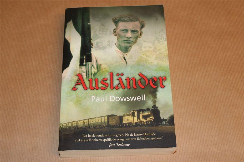 Ausländer — Paul Dowswell — Arische Jongen Berlijn 1941, Ophalen of Verzenden, Gelezen