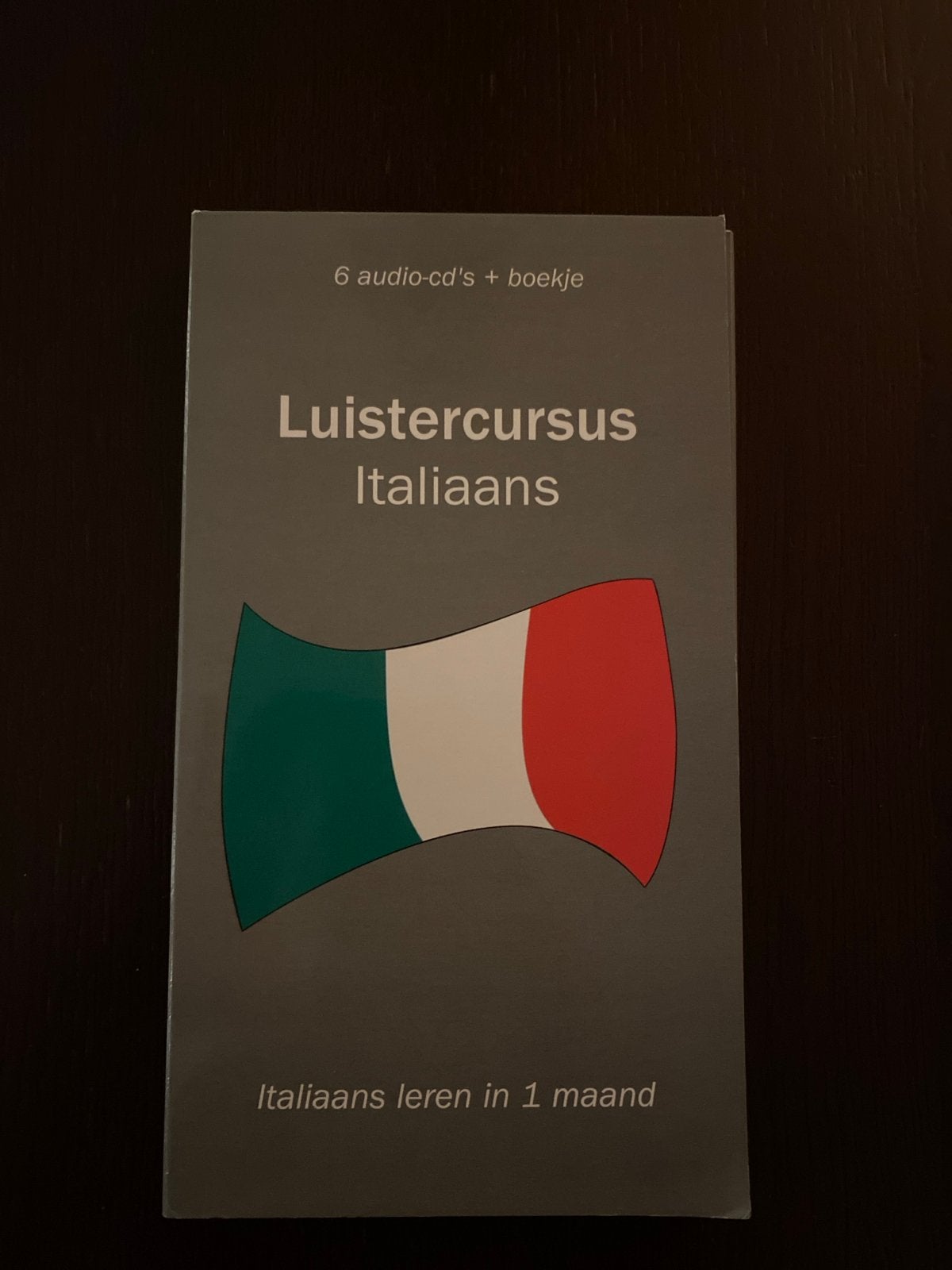 Luistercursus Italiaans - Leer Italiaans in 1 maand, Boeken, Ophalen of Verzenden, Zo goed als nieuw, Non-fictie