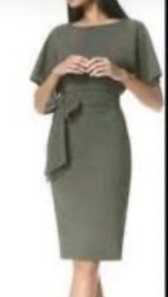 LaDress Aretha Jurk M Olijf Travelstof met Sash ZGAN, Maat 38/40 (M), Ophalen of Verzenden, Zo goed als nieuw, Knielengte