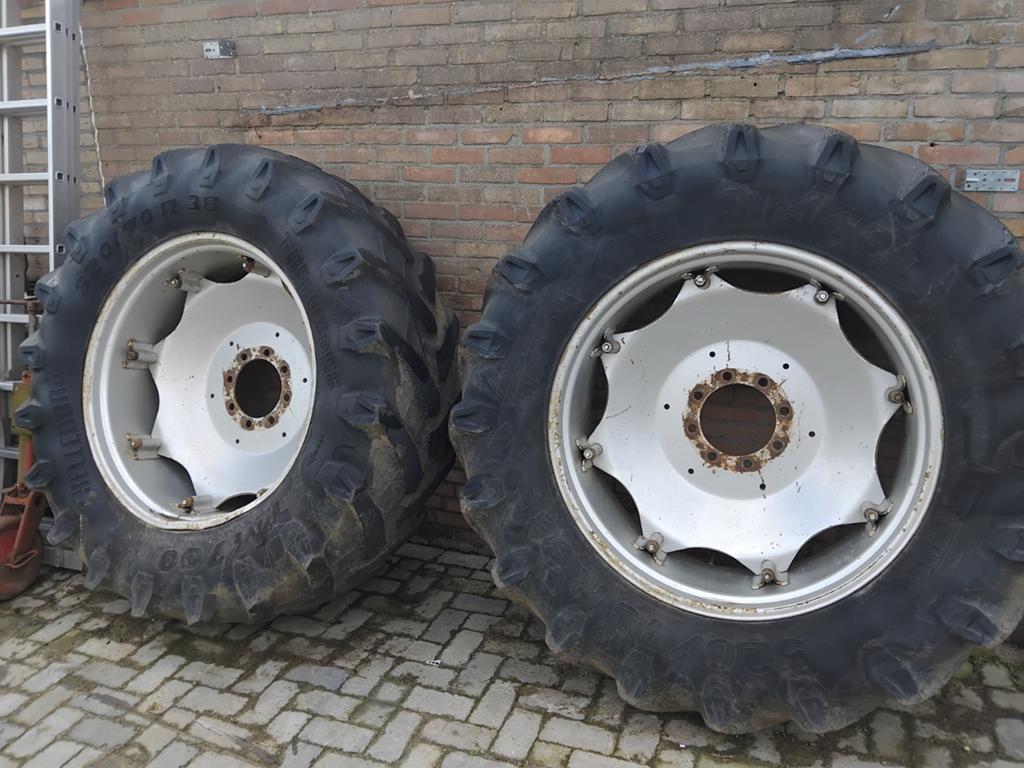Tractorbanden met velgen - 520/70 R38, Zakelijke goederen, Ophalen of Verzenden