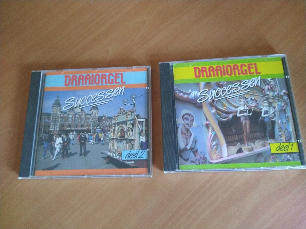 CD Draaiorgel Successen deel 1 + deel 2, Ophalen of Verzenden, Zo goed als nieuw