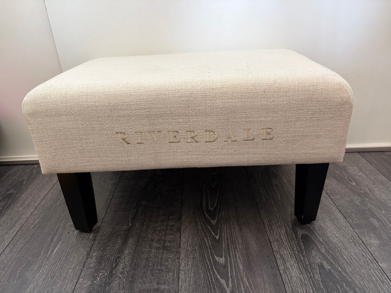 Riverdale poef, Huis en Inrichting, Ophalen, Minder dan 50 cm, Zo goed als nieuw, Stof