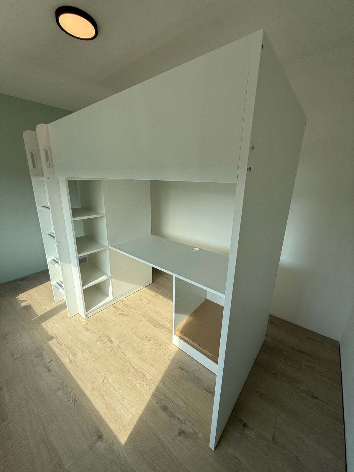 IKEA SMÅSTAD Hoogslaper met bureau en opbergruimte