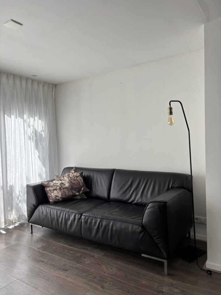 Runderlederen bank, Ophalen, Zo goed als nieuw, 75 tot 100 cm