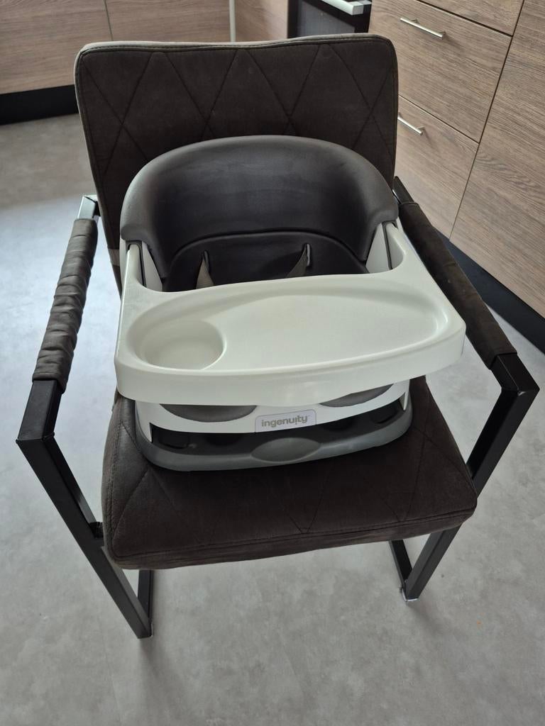Ingenuity 2 in 1 stoelverhoger, Kinderen en Baby's, Kinderstoelen, Ophalen of Verzenden, Overige typen