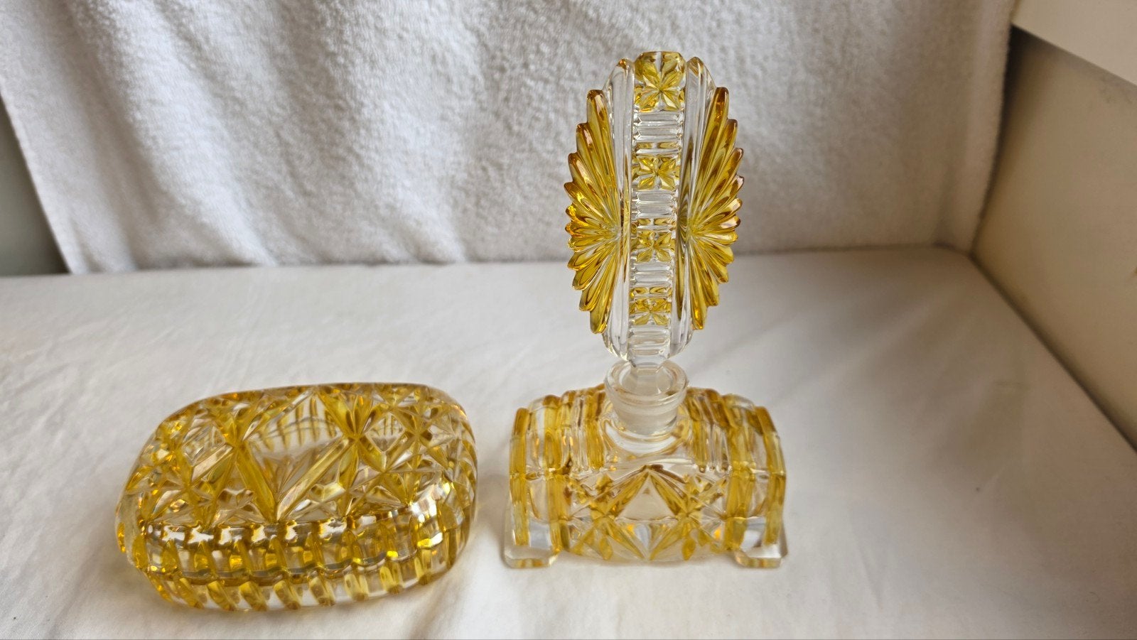 Antieke Boheems Amber Kristallen Toiletset / Parfumset, Ophalen of Verzenden