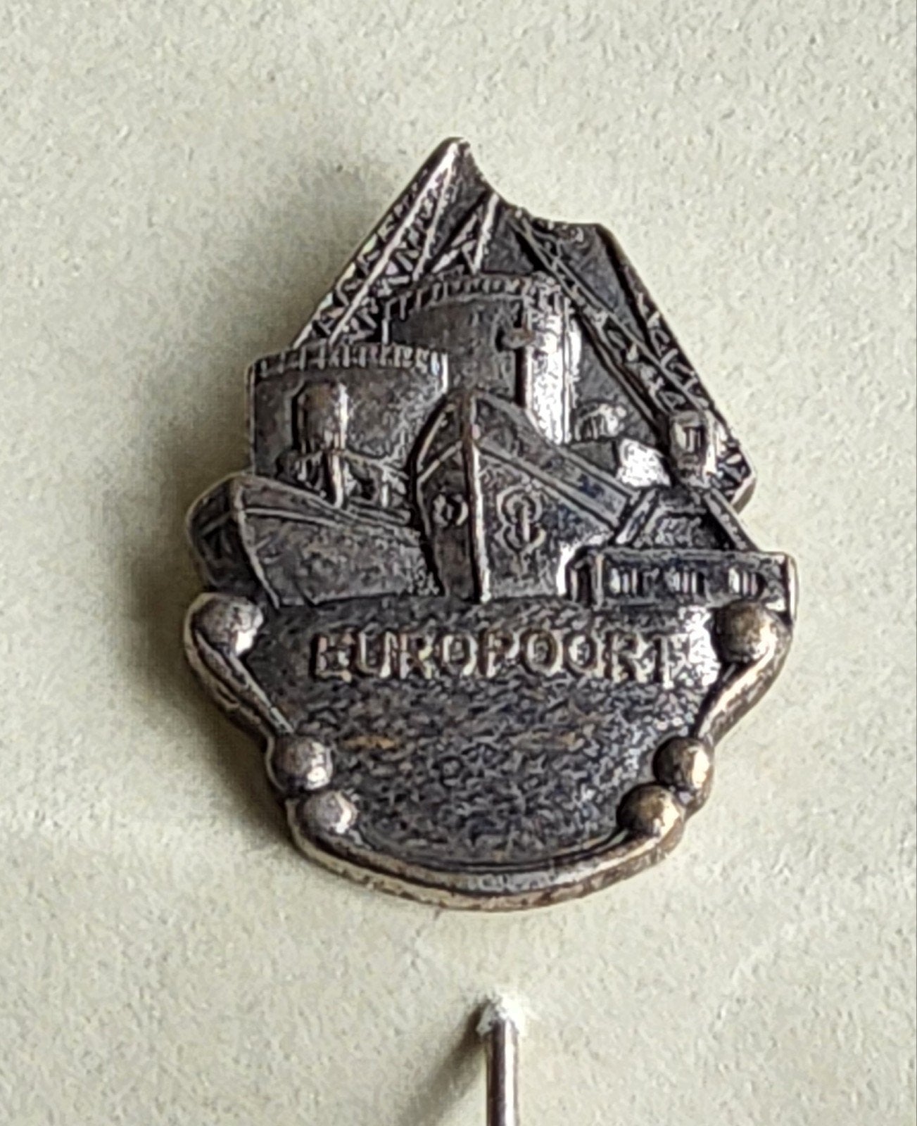 Vintage Speldje EuroPoort Rotterdam Haven Schip Kraan, Ophalen of Verzenden, Gebruikt, Overige onderwerpen, Speldje of Pin