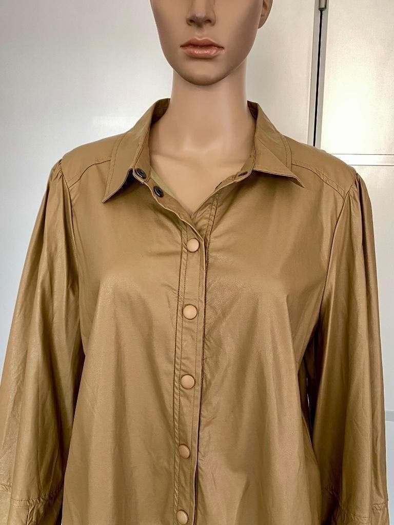 J153 NU Denmark maat L=42/44 leer-look blouse top, Bruin, Maat 42/44 (L), Ophalen of Verzenden, Zo goed als nieuw