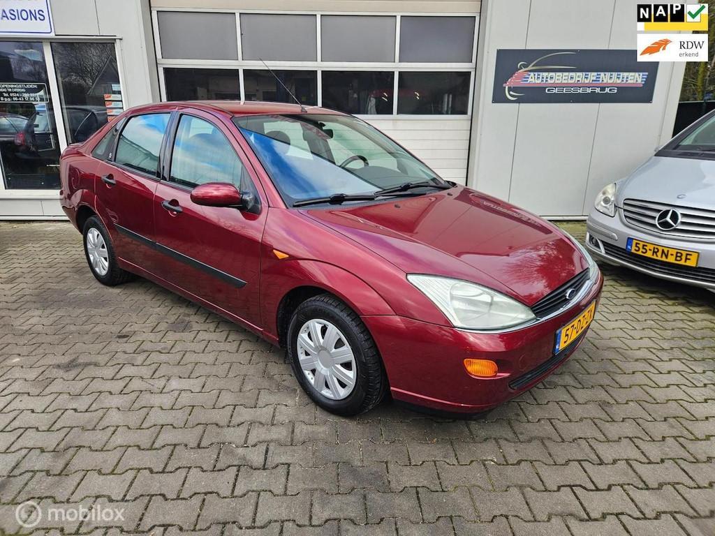 Ford Focus 1.6-16V Ghia AIRCO, 1596 cc, 101 pk, Gebruikt, 4 stoelen