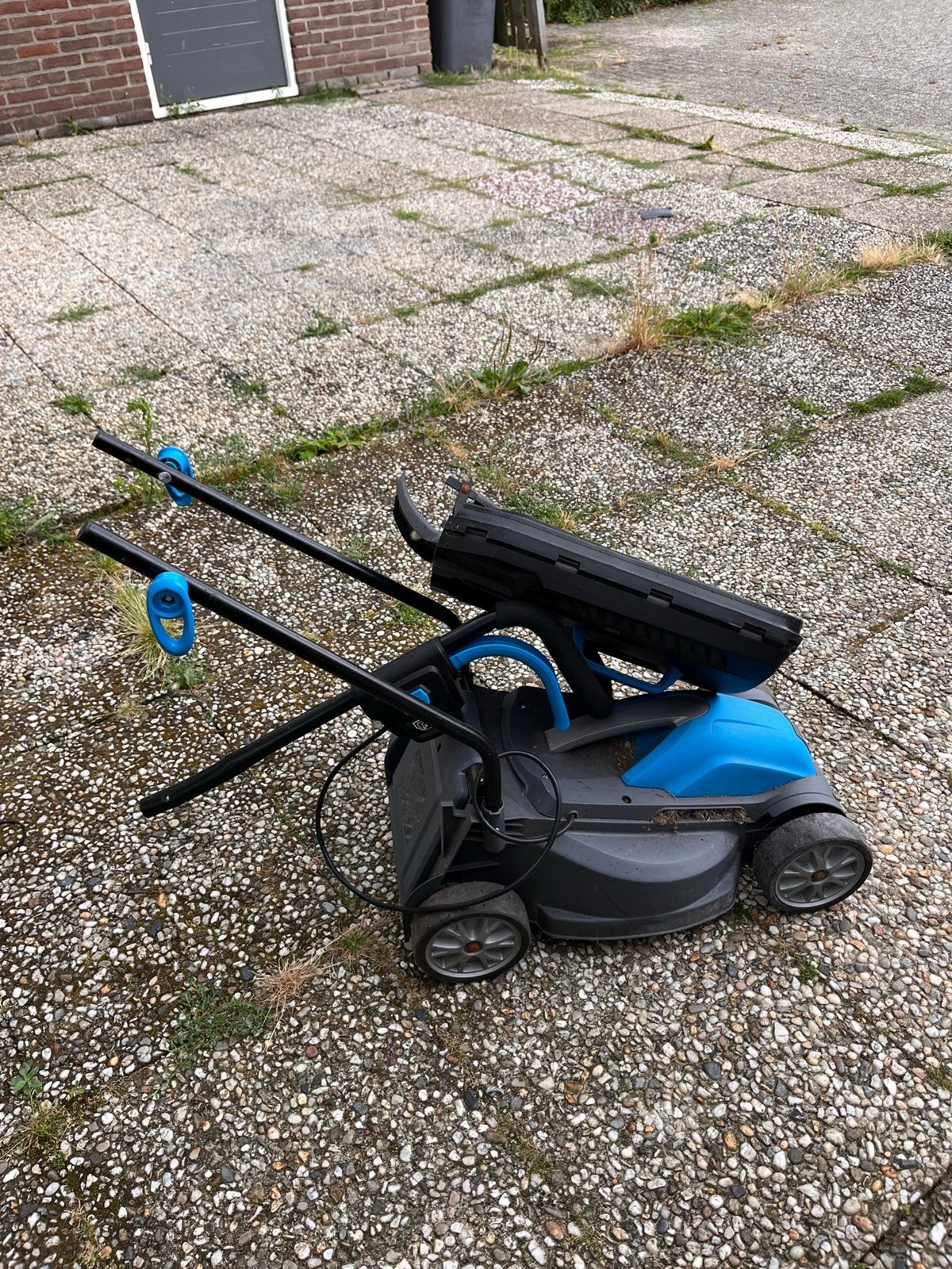 Gamma grasmaaier - Elektrisch, Ophalen, Gebruikt, Elektrische grasmaaier