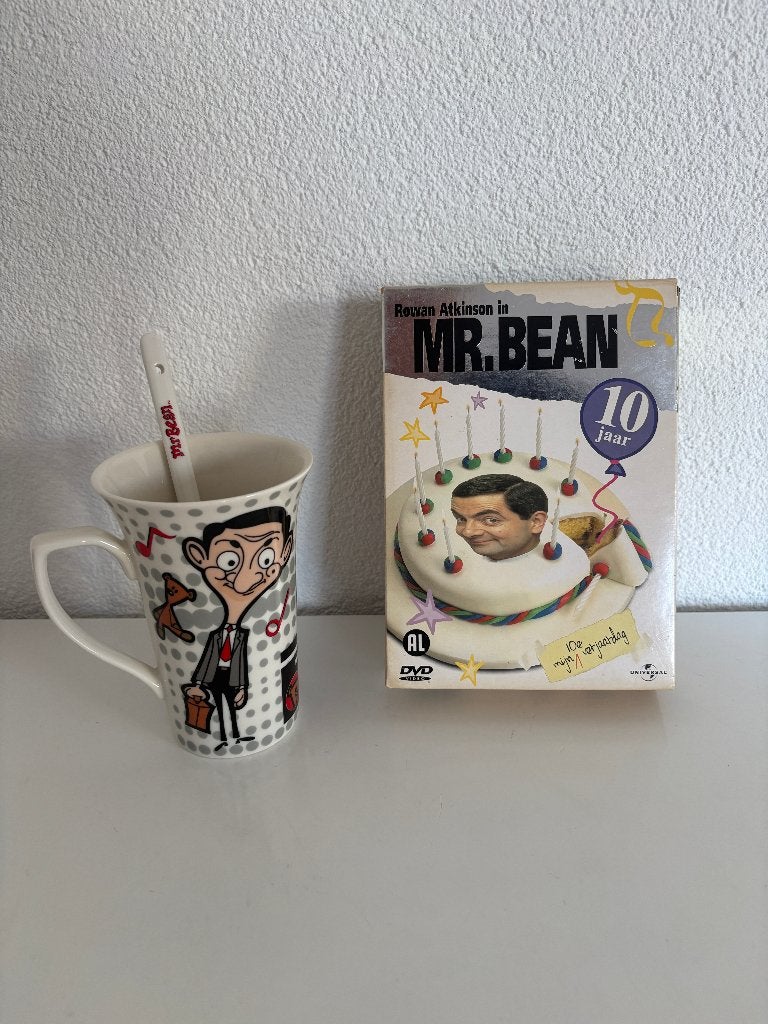 Mr. Bean 10 Jaar Jubileum DVD-box + Mr. Bean Mok en Lepeltje, Gebruikt, Gebruiksvoorwerp, Stroombaan 16, 1181 VX Amstelveen, Nederland