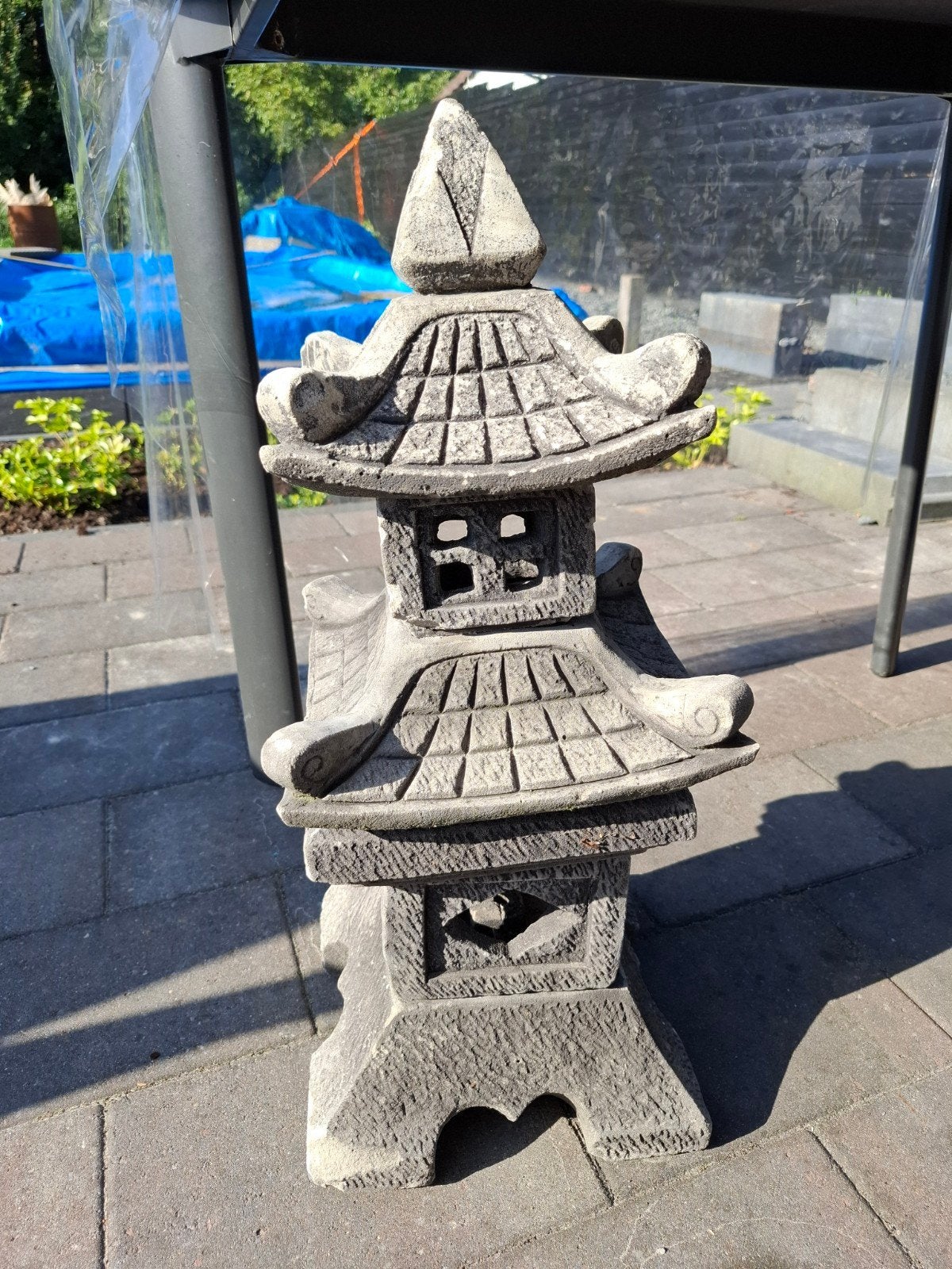 Japanse pagode tuinbeeld - in losse onderdelen, Tuin en Terras, Tuinbeelden, Ophalen, Gebruikt, Steen, Overige typen